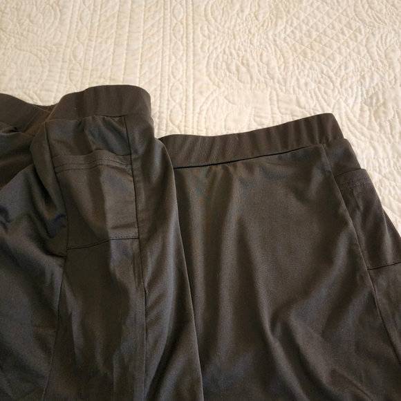 2 Black Skorts run small - Picture 3 of 5